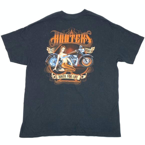 Vintage Other - Vintage Hooters Biker T Shirt